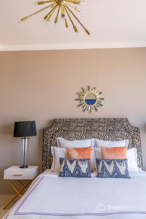 Apartment Dream - 48 Burj Gate Gulf Views Dubai